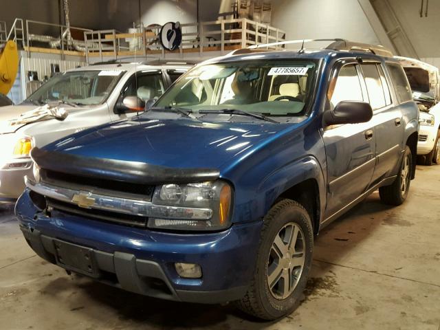 1GNET16S756174140 - 2005 CHEVROLET TRAILBLAZE BLUE photo 2