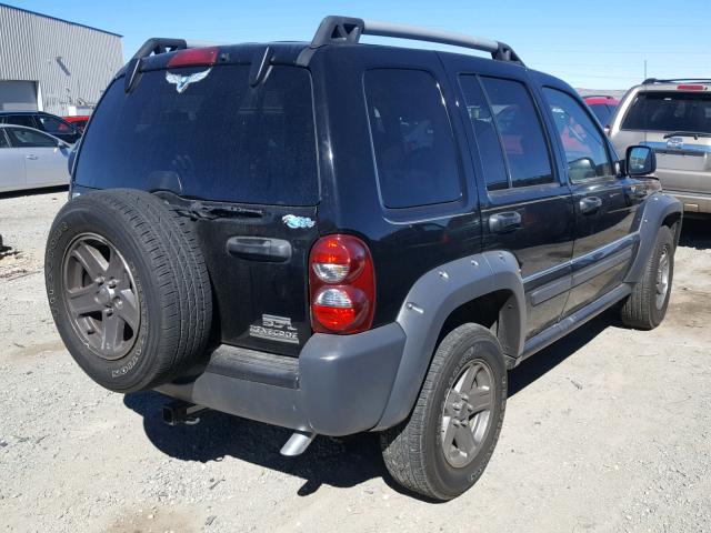 1J4GL38K95W566492 - 2005 JEEP LIBERTY RE BLACK photo 4