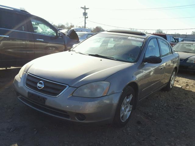 1N4AL11D03C251242 - 2003 NISSAN ALTIMA BAS BEIGE photo 2