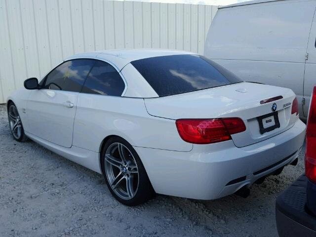 WBADX1C53DJ128580 - 2013 BMW 335 I SULE WHITE photo 3