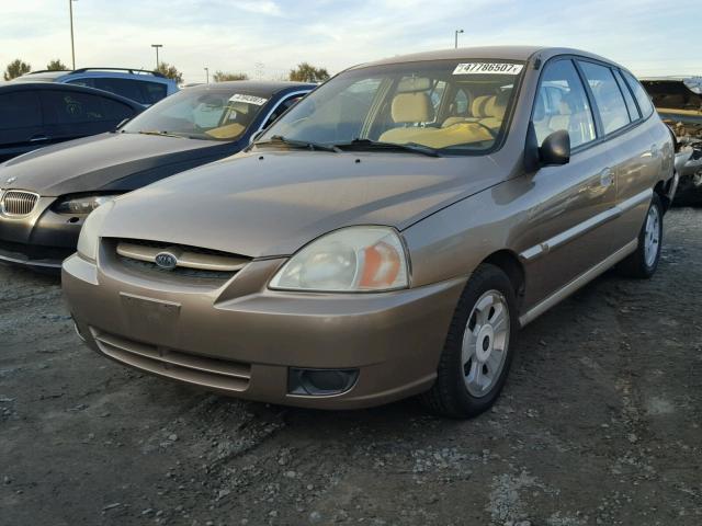 KNADC165736167231 - 2003 KIA RIO CINCO GOLD photo 2