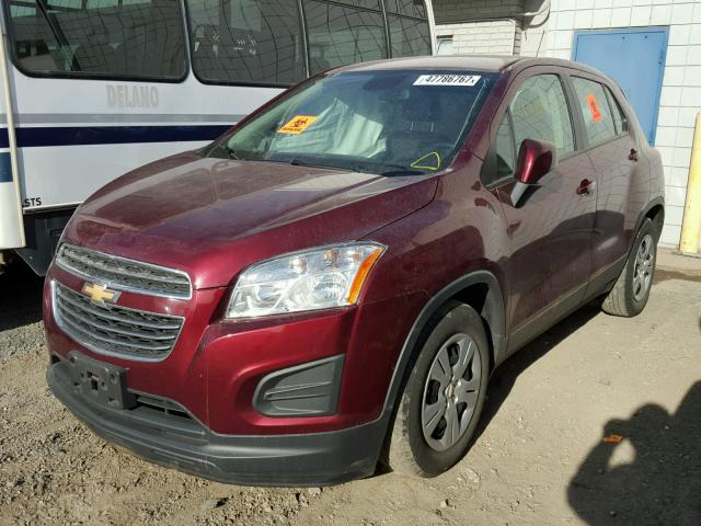 3GNCJKSB8GL134053 - 2016 CHEVROLET TRAX LS RED photo 2