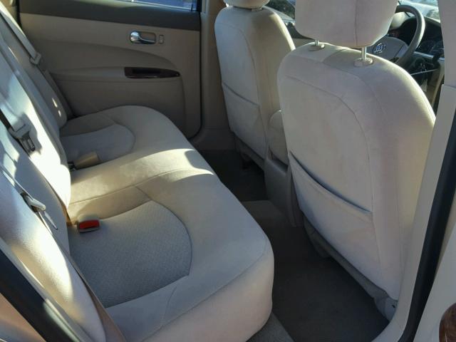 2G4WC562251246563 - 2005 BUICK LACROSSE C GOLD photo 6