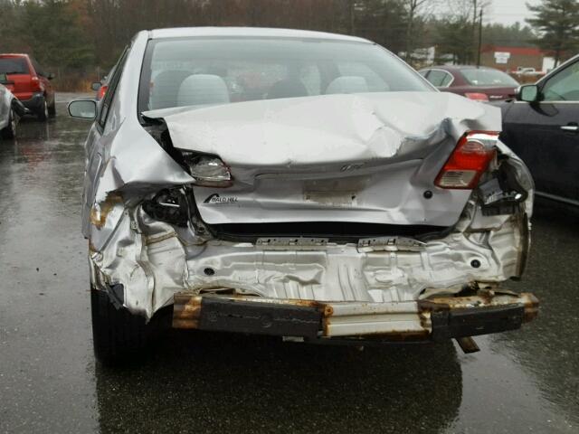 2HGES26764H609967 - 2004 HONDA CIVIC EX SILVER photo 9