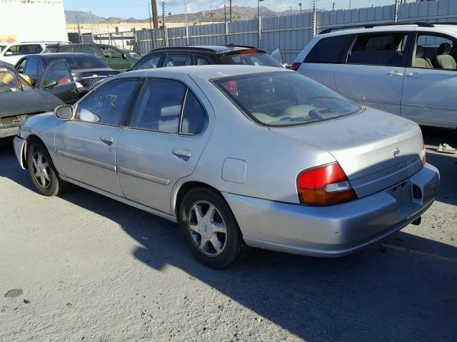 1N4DL01D8XC248974 - 1999 NISSAN ALTIMA XE SILVER photo 3