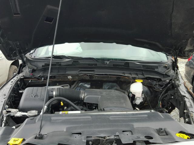 1C6RR7GG6HS578264 - 2017 RAM 1500 SLT ნაცრისფერი ფოტო 7