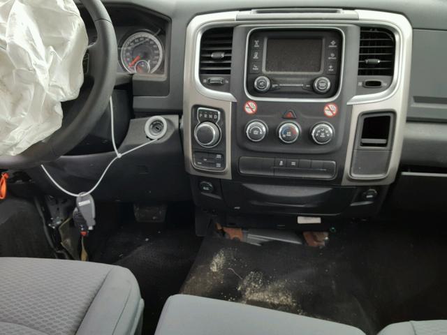 1C6RR7GG6HS578264 - 2017 RAM 1500 SLT ნაცრისფერი ფოტო 9