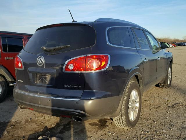 5GAKRCED7CJ137982 - 2012 BUICK ENCLAVE BLUE photo 4