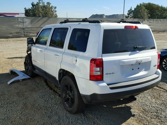 1C4NJRFB8ED507423 - 2014 JEEP PATRIOT LA WHITE photo 3