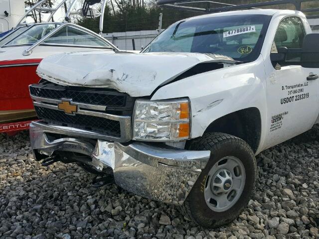 1GC0KVCG7DF232503 - 2013 CHEVROLET SILVERADO WHITE photo 9