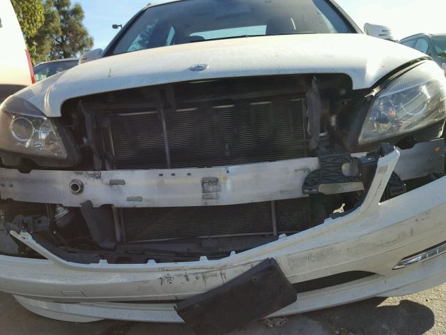 WDDGF5EB3BA521978 - 2011 MERCEDES-BENZ C 300 白色 照片 9