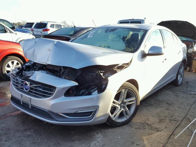 YV140MFK1F2335969 - 2015 VOLVO S60 PREMIE SILVER photo 2