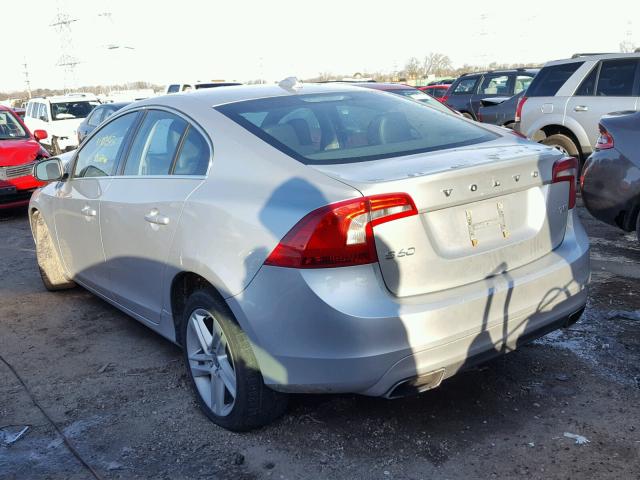 YV140MFK1F2335969 - 2015 VOLVO S60 PREMIE SILVER photo 3