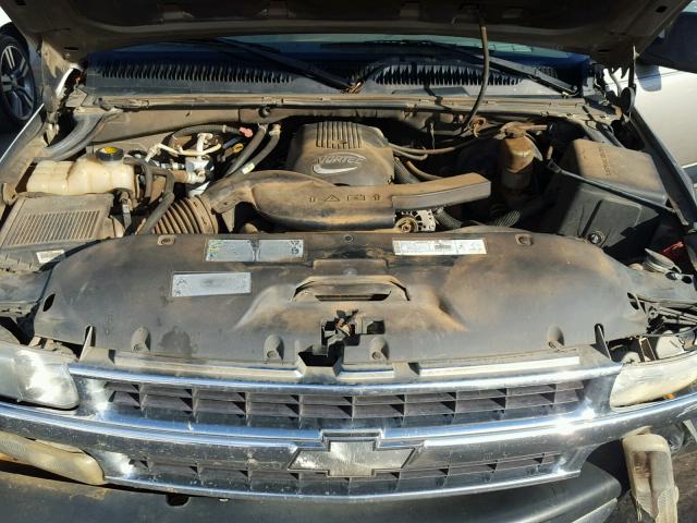 1GNEC13T51R223731 - 2001 CHEVROLET TAHOE C150 SILVER photo 7