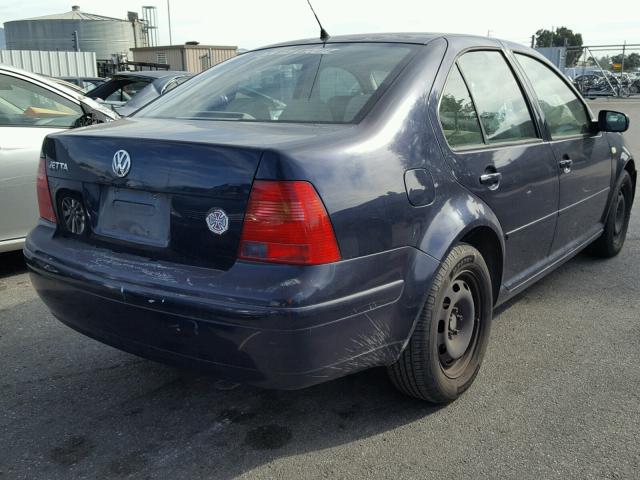 3VWRC29M2YM143943 - 2000 VOLKSWAGEN JETTA GL BLUE photo 4