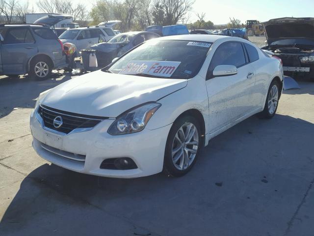 1N4BL2EP2AC126531 - 2010 NISSAN ALTIMA SR WHITE photo 2