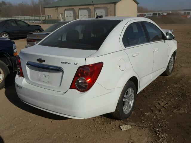 1G1JC5SH0F4102582 - 2015 CHEVROLET SONIC LT WHITE photo 4