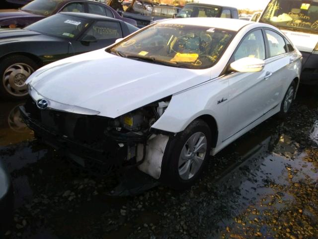 KMHEC4A42DA098112 - 2013 HYUNDAI SONATA HYB WHITE photo 2