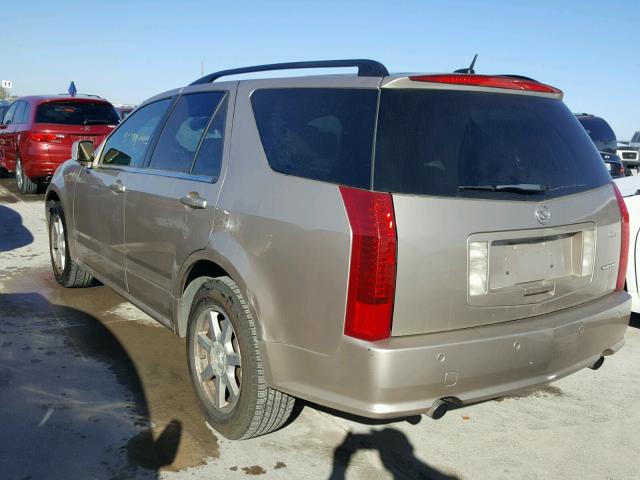 1GYEE637050211378 - 2005 CADILLAC SRX GOLD photo 3