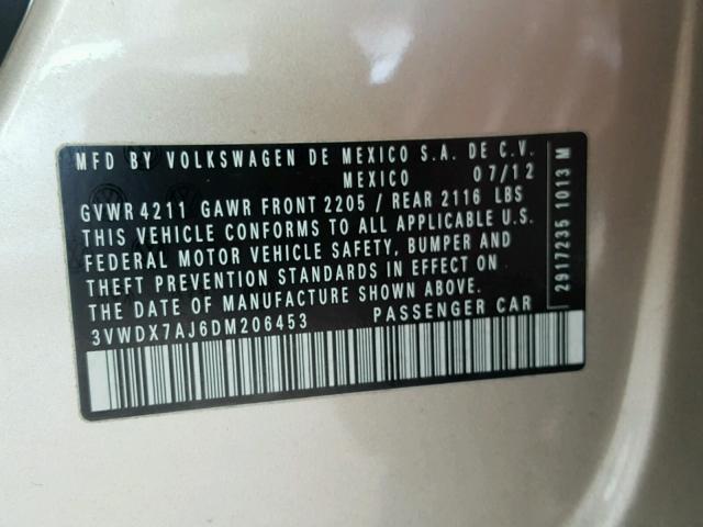 3VWDX7AJ6DM206453 - 2013 VOLKSWAGEN JETTA SE 金色 照片 10
