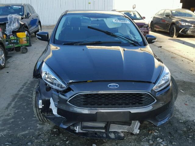 1FADP3F24GL292242 - 2016 FORD FOCUS SE GRAY photo 9