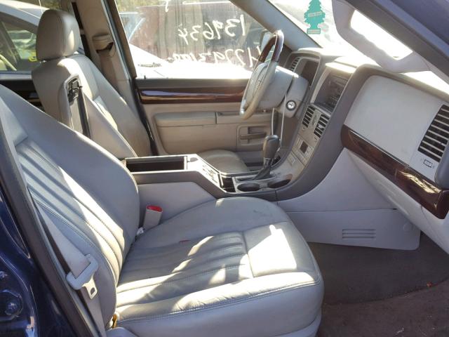 5LMEU88H14ZJ42127 - 2004 LINCOLN AVIATOR 红色 照片 5