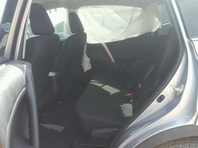 2T3ZFREV4HW395046 - 2017 TOYOTA RAV4 LE SILVER photo 6