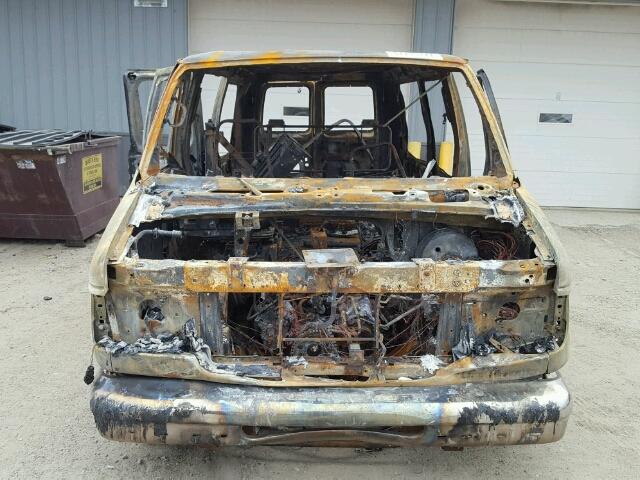 1FDRE14262HA01275 - 2002 FORD ECONOLINE BURN photo 9