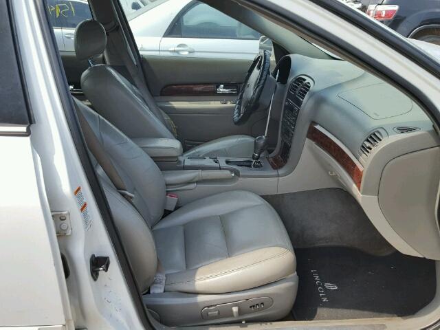 1LNHM86S1YY879211 - 2000 LINCOLN LS 白色 照片 5