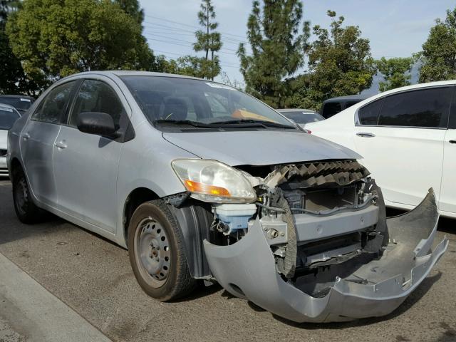 JTDBT923071115648 - 2007 TOYOTA YARIS SILVER photo 1