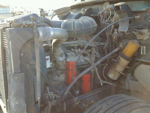 1M1AA13Y6SW042908 - 1995 MACK 600 CH600 GREEN photo 7