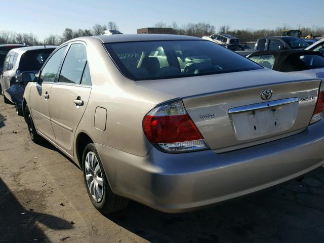 4T1BE32K55U620381 - 2005 TOYOTA CAMRY LE BEIGE photo 3