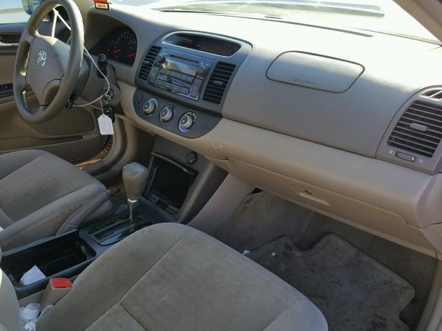 4T1BE32K55U620381 - 2005 TOYOTA CAMRY LE BEIGE photo 5