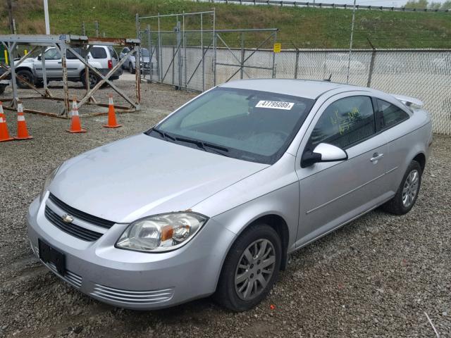 1G1AD1F50A7126393 - 2010 CHEVROLET COBALT 1LT SILVER photo 2