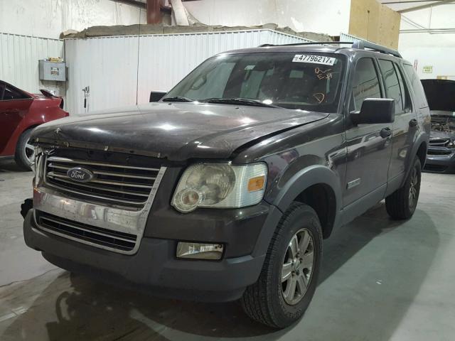 1FMEU63816UA58145 - 2006 FORD EXPLORER X BROWN photo 2