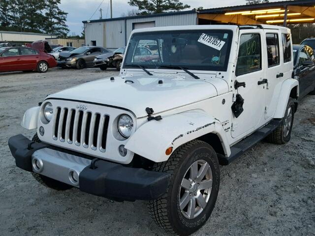 1C4HJWEG3GL298576 - 2016 JEEP WRANGLER U WHITE photo 2