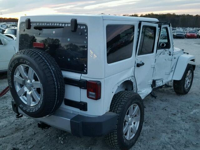 1C4HJWEG3GL298576 - 2016 JEEP WRANGLER U WHITE photo 4