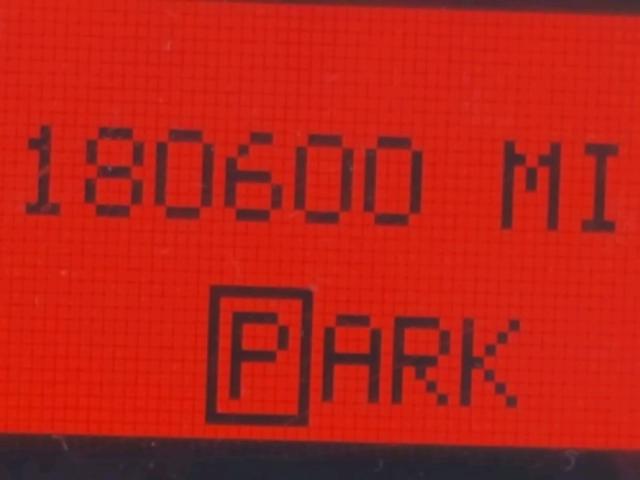 2G2WP522751135767 - 2005 PONTIAC GRAND PRIX GRAY photo 8