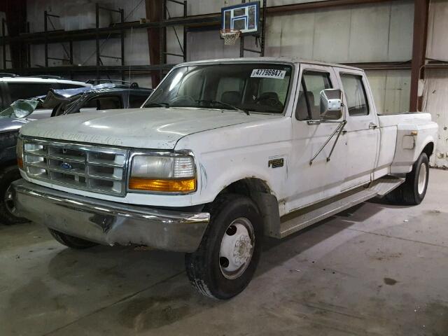 1FTJW35H3SEA04293 - 1995 FORD F350 WHITE photo 2