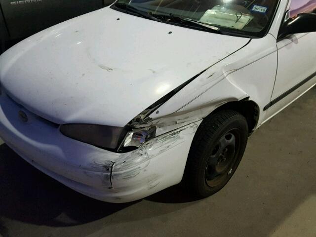 1Y1SK5280YZ421187 - 2000 CHEVROLET GEO PRIZM 白色 照片 9