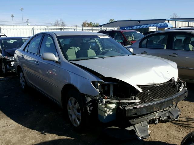 4T1BE32K84U807581 - 2004 TOYOTA CAMRY LE SILVER photo 1
