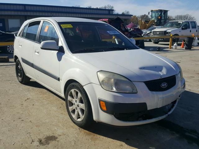 KNADE163476234608 - 2007 KIA RIO 5 SX WHITE photo 1