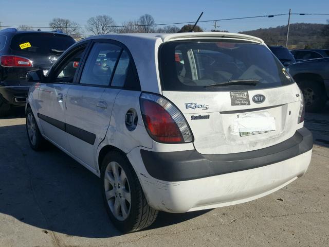 KNADE163476234608 - 2007 KIA RIO 5 SX WHITE photo 3