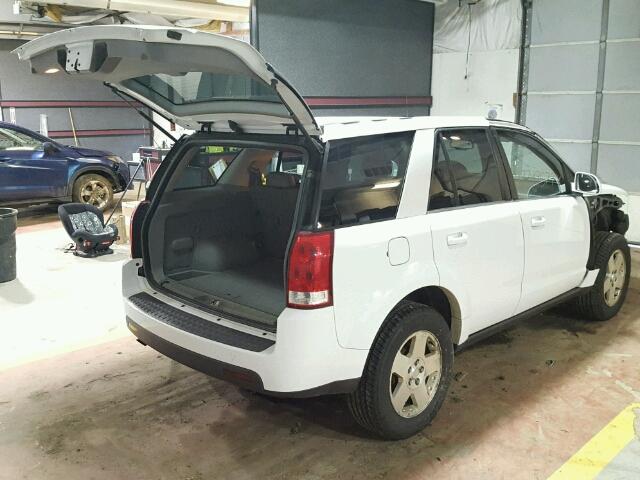 5GZCZ63487S834759 - 2007 SATURN VUE WHITE photo 4