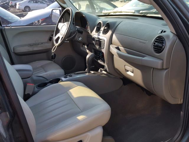 1J4GL38K25W524147 - 2005 JEEP LIBERTY RE GREEN photo 5