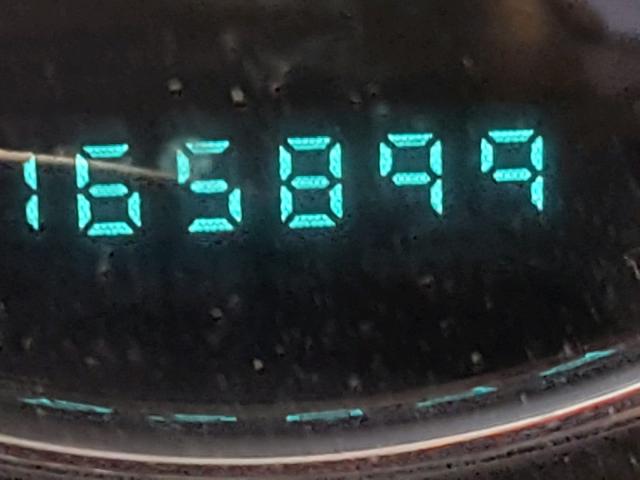 1J4GL38K25W524147 - 2005 JEEP LIBERTY RE GREEN photo 8