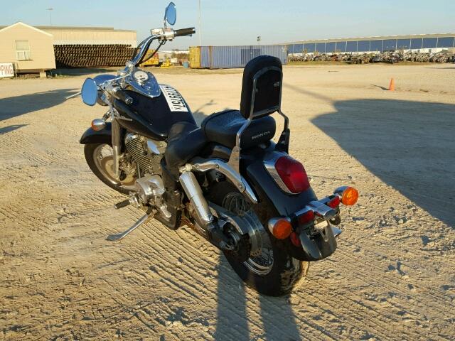 JH2RC44393M703563 - 2003 HONDA VT750 CDA 黑色 照片 3