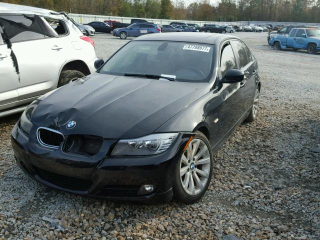 WBAPH7C57BE681414 - 2011 BMW 328 I BLACK photo 2