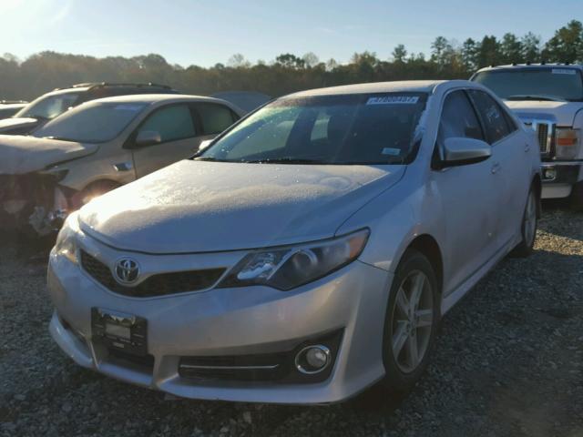 4T1BF1FK5DU674595 - 2013 TOYOTA CAMRY L SILVER photo 2