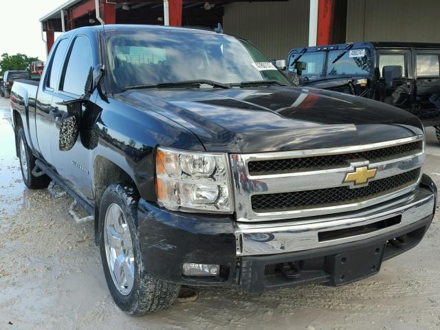 1GCRKSE32BZ421930 - 2011 CHEVROLET SILVERADO BLACK photo 1